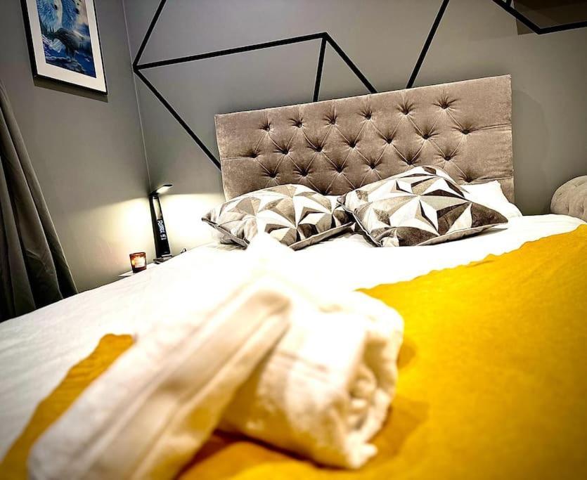 Stunning Luxury Croydon Apartment Gatwick Airport Close Purley Kültér fotó